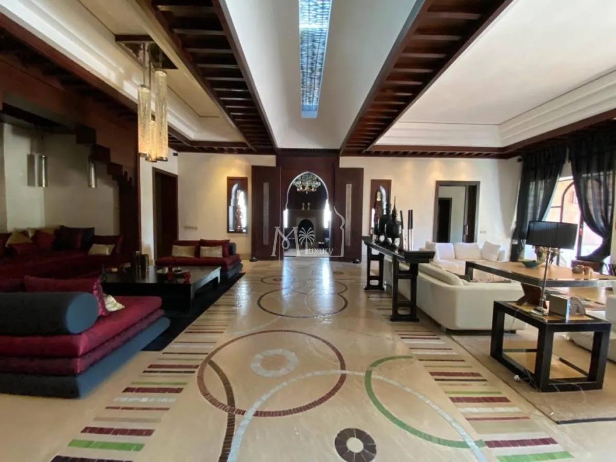 Guesthouse for Sale on the Route de Fès - مراكش