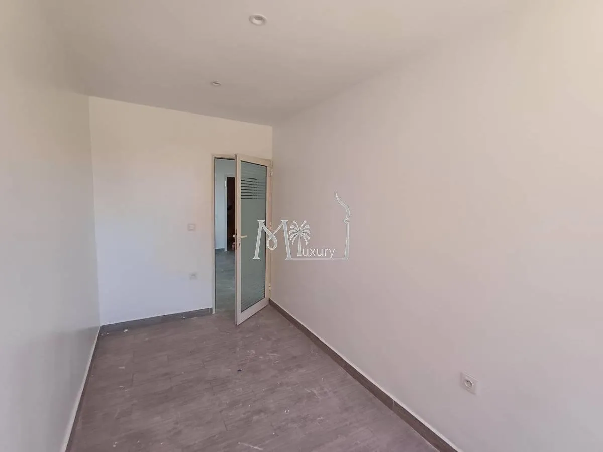 Office for sale Semlalia - مراكش (2)