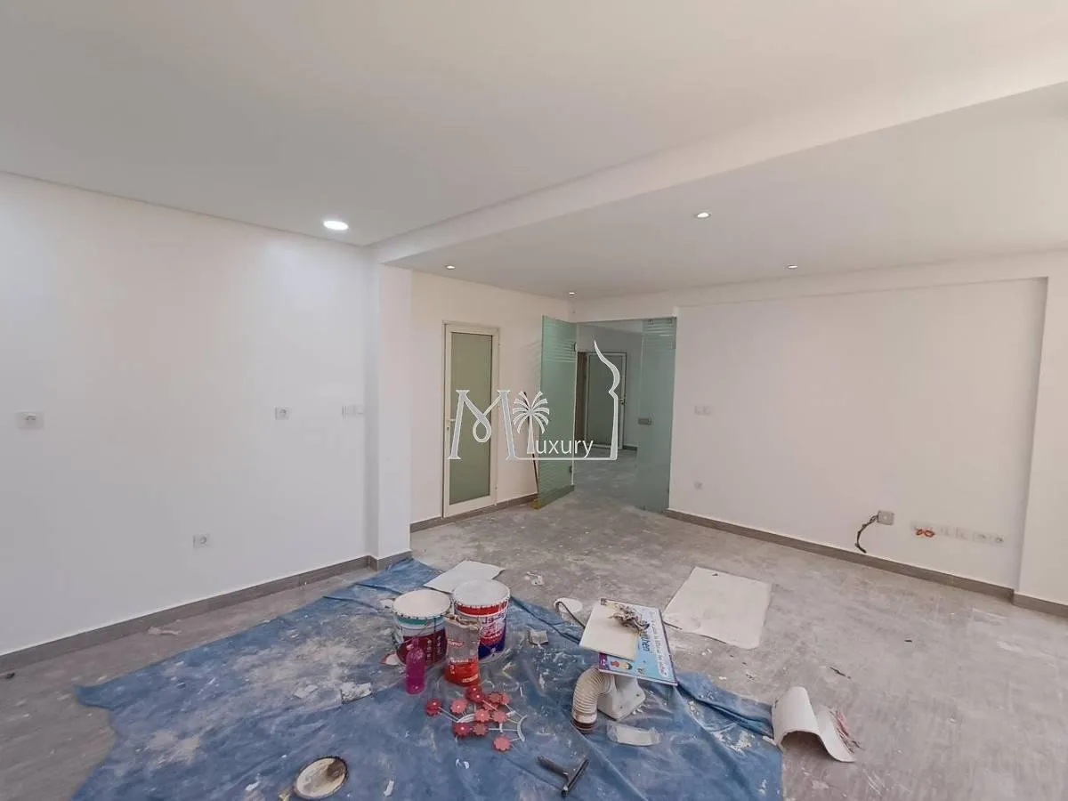 Office for sale Semlalia - مراكش (3)