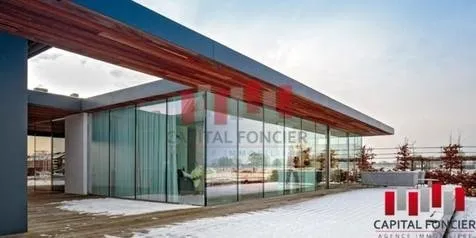 Villa commerciale en plein bld driss slaoui de 812 m a la vente idéal pour siège social , restaurant , école ou clinique ref vp 57 - الدار البيضاء