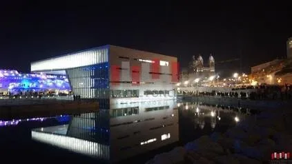 Villa commerciale en plein bld ibnou sina de 660 m a la vente - الدار البيضاء