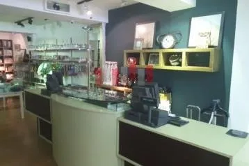 EXCELLENT LOCAL COMMERCIAL DE 359 m2 en plein bld Moussa Ibnou Noussair GAUTHIER - الدار البيضاء