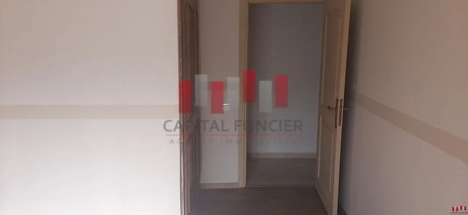 Exclusivité Plateau de bureau de 230 m2 renové quartier bourgogne coté anfa a la vente vue mer - الدار البيضاء (3)