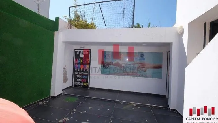 Villa a usage professionnel  de 470 m de surface utile sur 2 niveaux a la vente en plein quartier Anfa - الدار البيضاء (4)