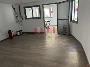 Villa commerciale a usage crèche maternelle en plein quartier les princesses a la vente - الدار البيضاء