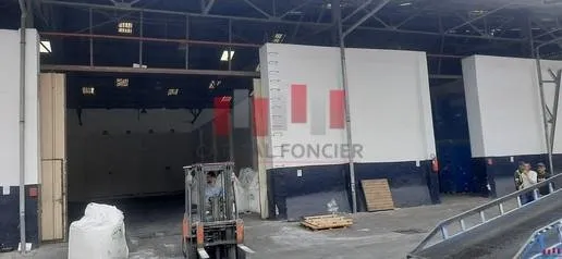 Usine industrielle de 10.000 m de surface atelier exploitable sur une surface de terrain de 12.000 m en plein bld mly ismail ain sebaa a la  vente - الدار البيضاء