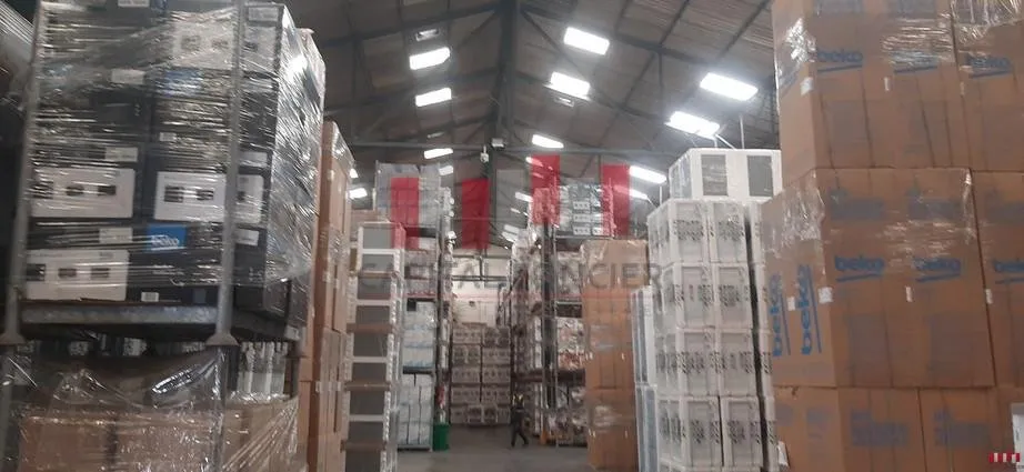 Usine industrielle de 10.000 m de surface atelier exploitable sur une surface de terrain de 12.000 m en plein bld mly ismail ain sebaa a la  vente - الدار البيضاء (4)