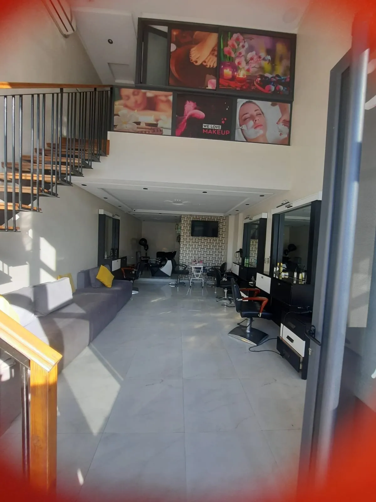 SALON DE COIFFURE A VENDRE OU A LOUER RIVIERA - الدار البيضاء