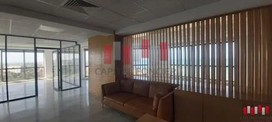 Plateau de bureau de 367 m en plein bld la corniche a la vente VUE MER - الدار البيضاء