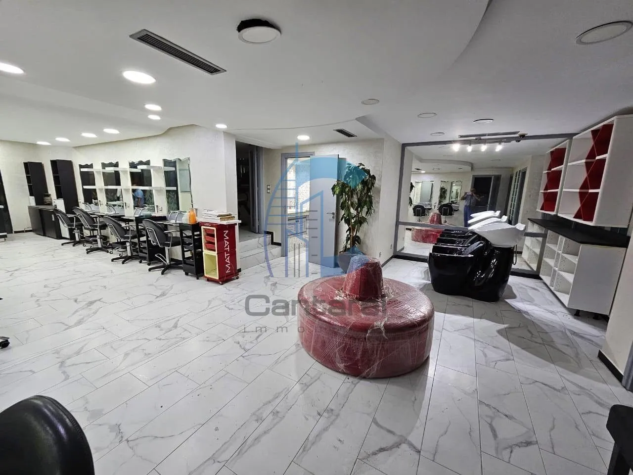 VENTE LOCAL QUARTIER DES HOPITAUX - الدار البيضاء