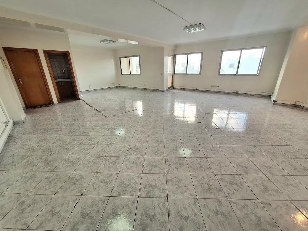 BD MOULAY YOUSSEF | PLATEAU DE BUREAU À VENDRE – 106 m² - الدار البيضاء