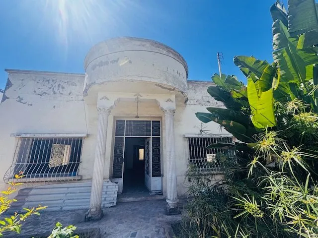 VILLA COMMERCIALE SUR BD NADOR RARE - الدار البيضاء
