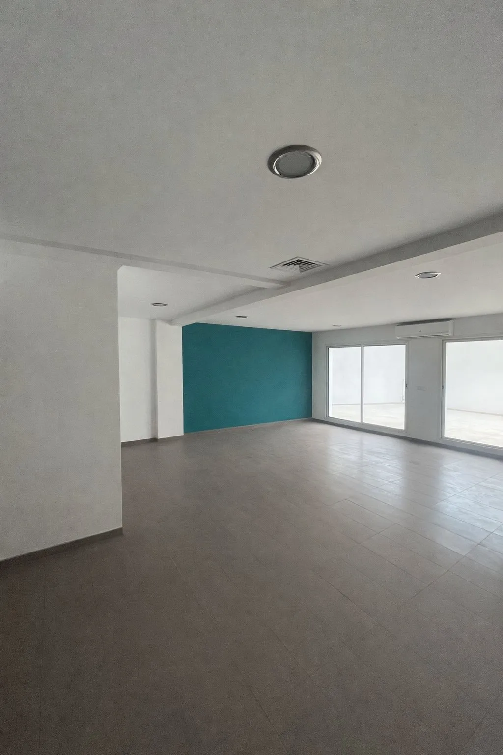 Plateau bureau de 90m2 dont 30m2 de terrasse - Immeuble Pro- Racine - الدار البيضاء