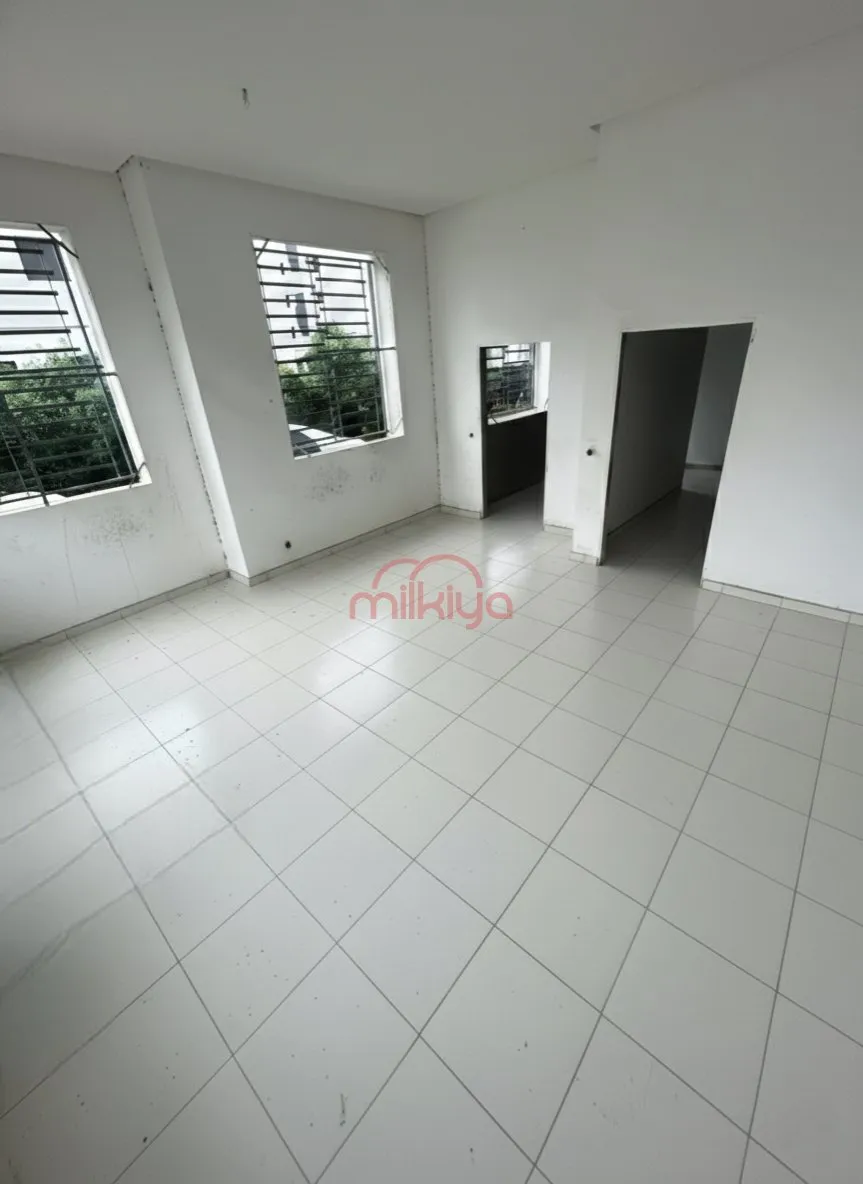 Vente Local à Bouskoura - بوسكورة (2)