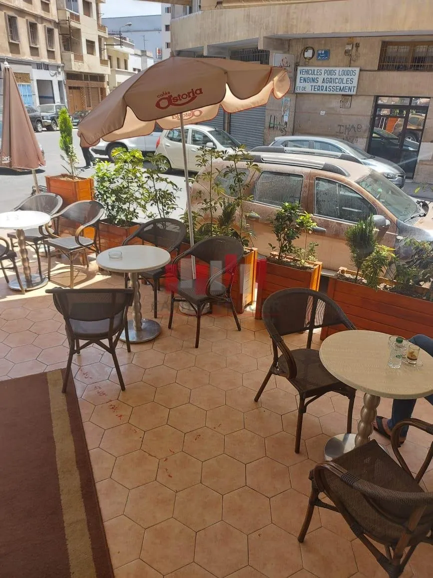 COUP DE FUSIL Café belle façade bien placé BELVEDERE - الدار البيضاء