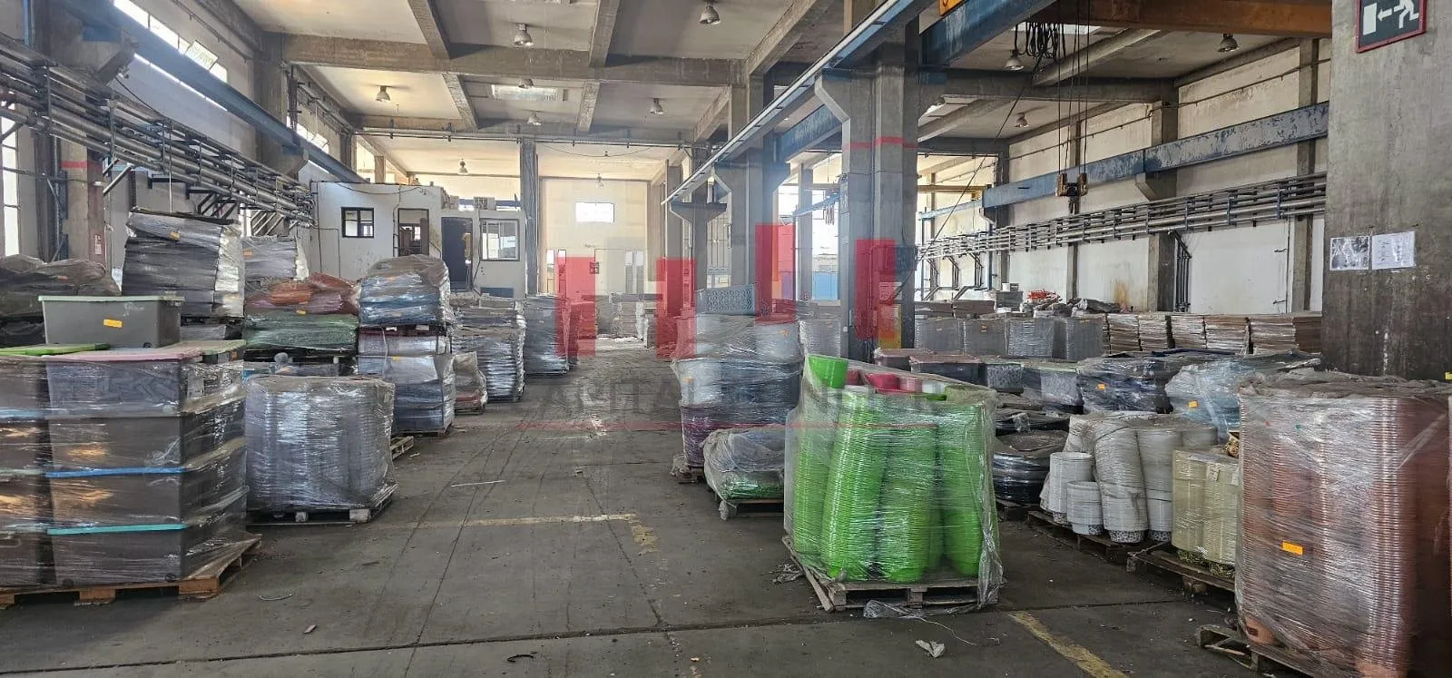 Usine industrielle de 2.500 m2 de surface couverte + 1.500 m de surface non couverte  avec 1.000 KVA de puissance électrique en plein zone industrielle de Oulad ziane Ain sebaa  a la vente - الدار البيضاء (3)
