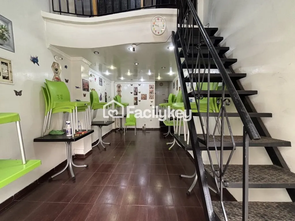 Local commercial de 27 m² à Casablanca - الدار البيضاء