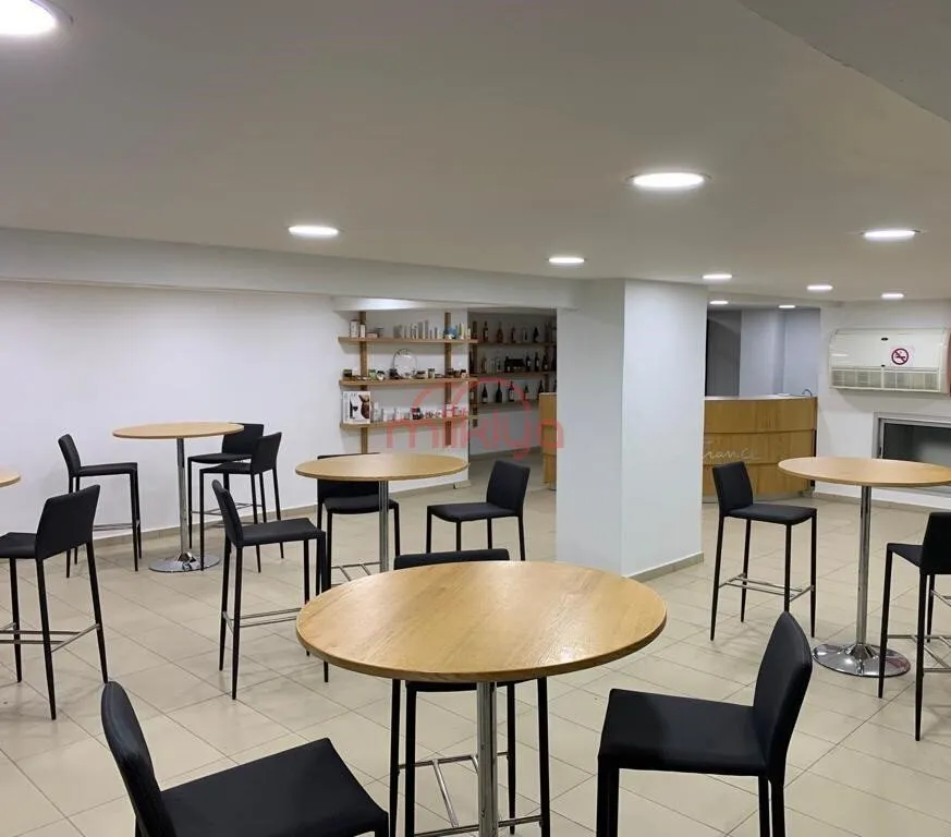 Vente Local à Casablanca - الدار البيضاء (2)