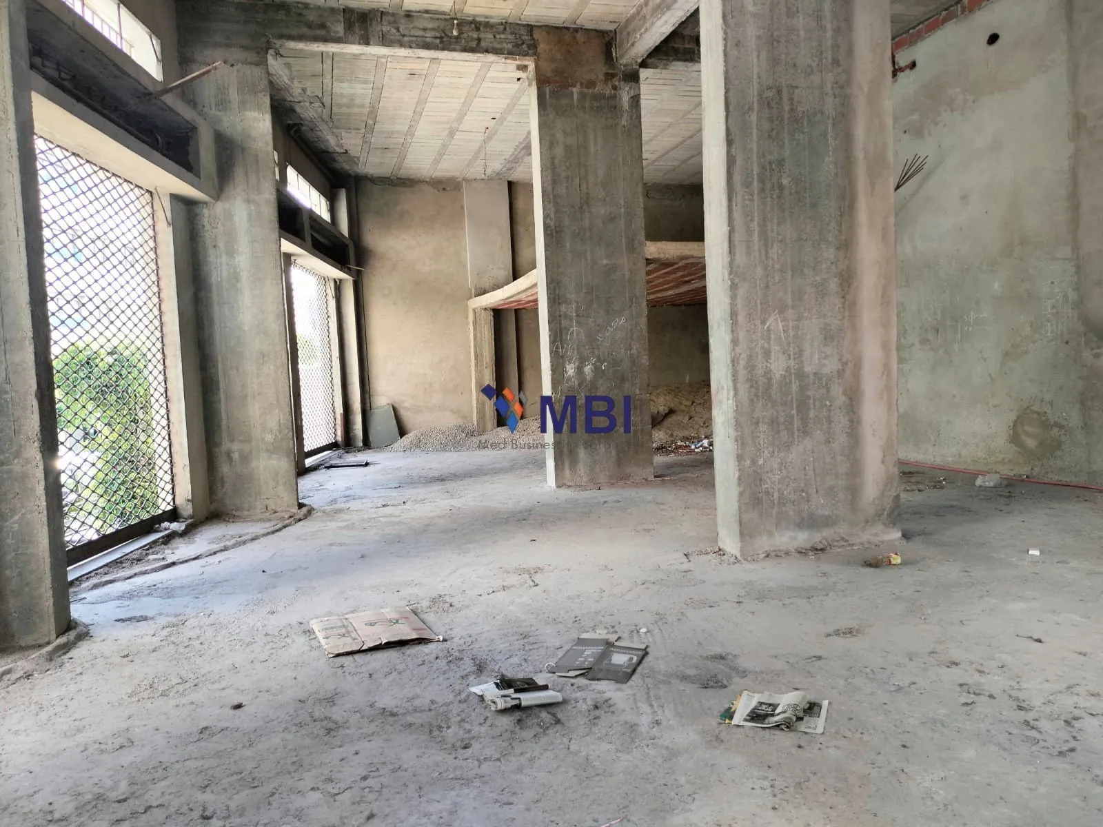 3 locaux à vendre V.C.As.1013 - طنجة