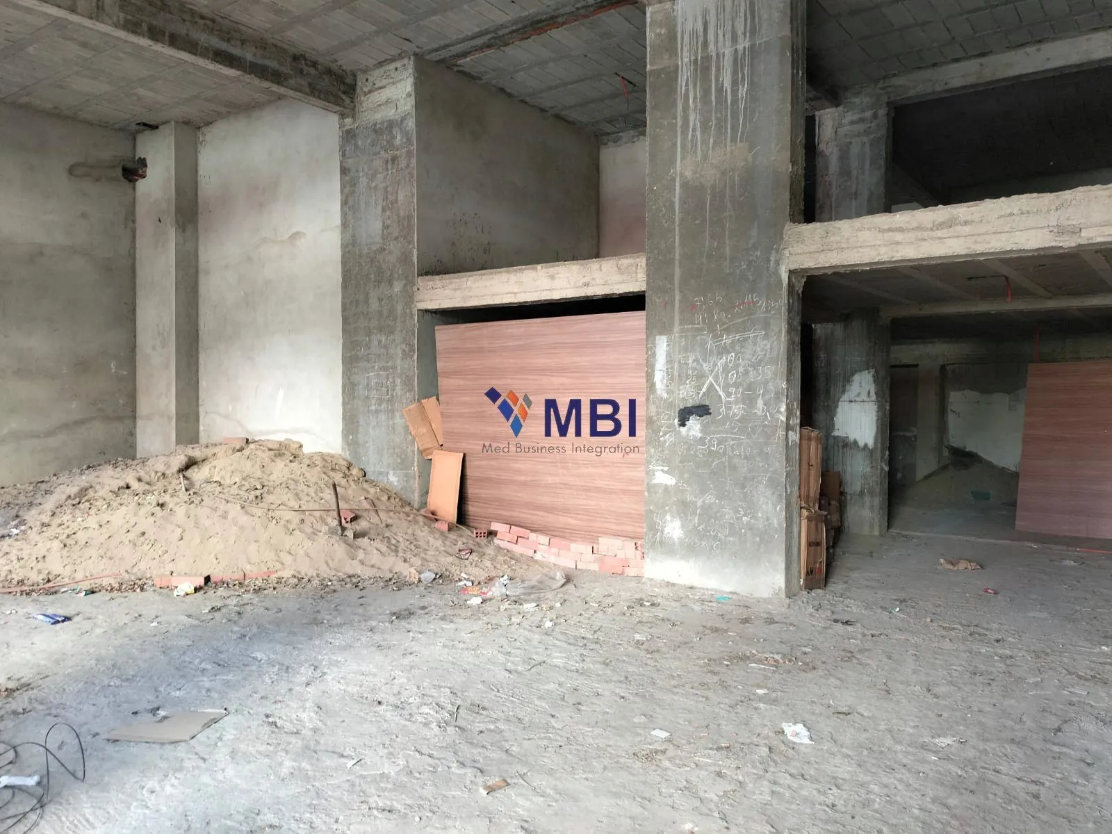 3 locaux à vendre V.C.As.1013 - طنجة (4)