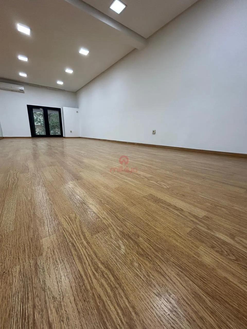 Vente Local à Casablanca - الدار البيضاء (2)