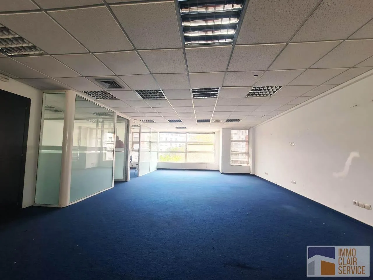 Plateau bureau bien situé à vendre (Hassan - Rabat) - الرباط