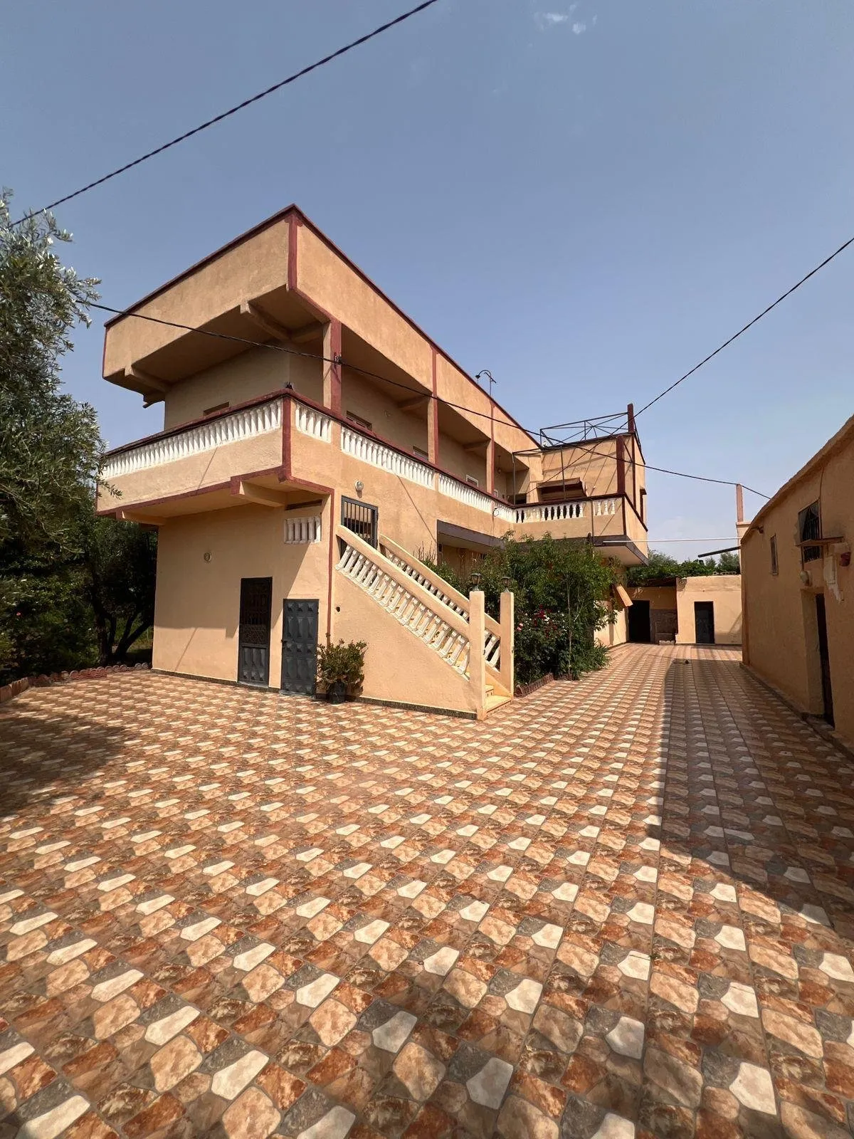 Ferme 2 hectares à vendre route de Fès Marrakech - مراكش