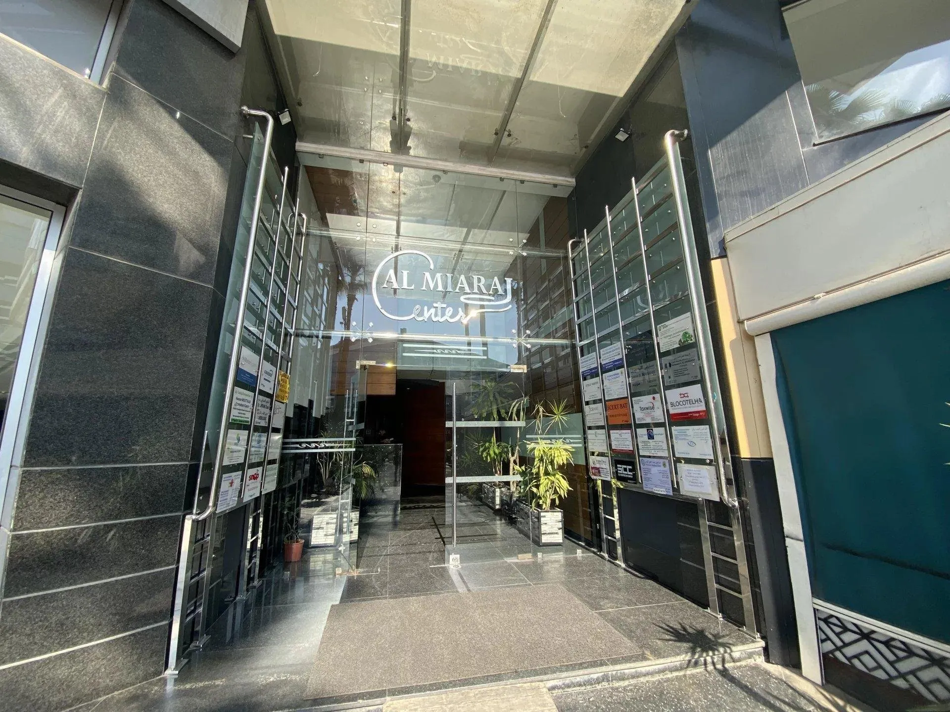 Cabinet médical/bureau à vendre à Casablanca - الدار البيضاء (2)