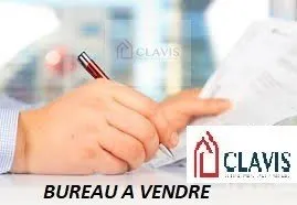 Bureau donnant sur une place à Gauthier - الدار البيضاء