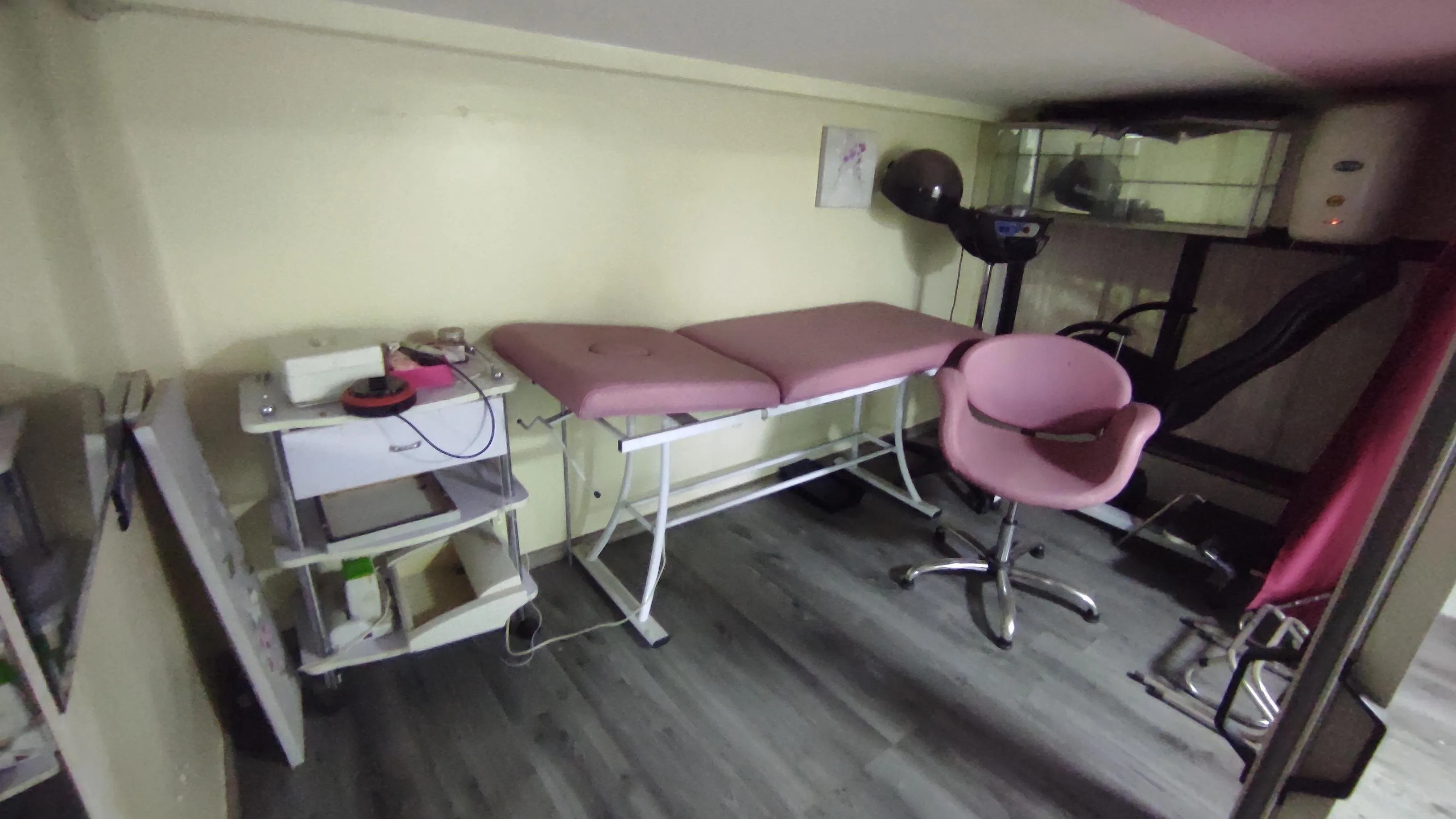 Salon de beauté à vendre à Gueliz Marrakech - مراكش (4)