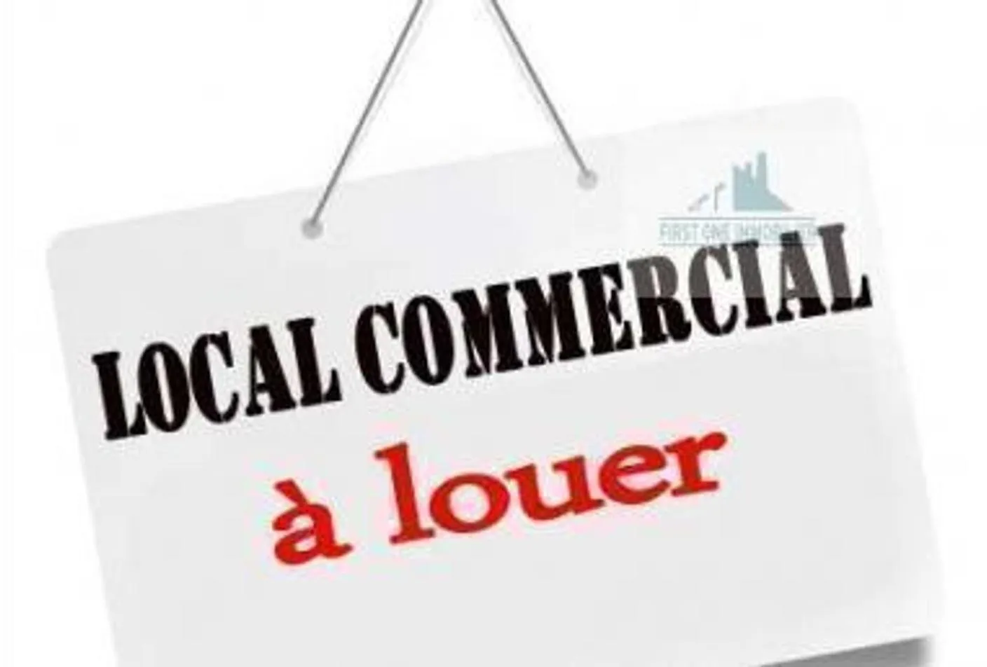 Local commercial 240 m² dont 76m soupente - الدار البيضاء