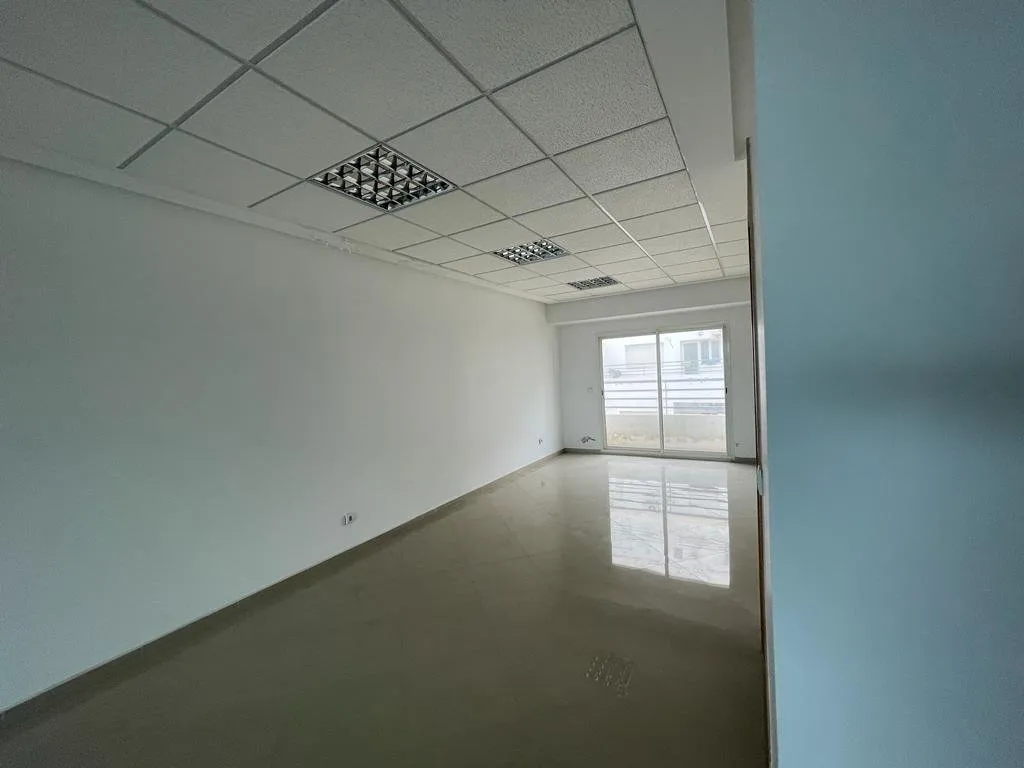 Bureau neuf en vente à Diour Jamaa - الرباط (2)