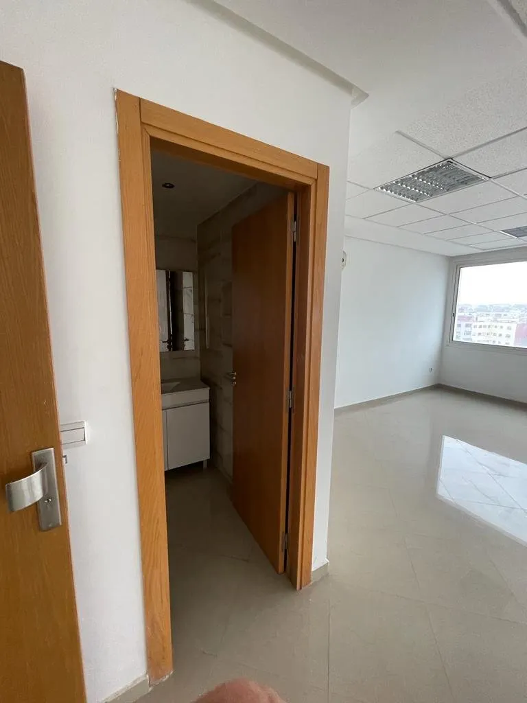 Bureau Neuf en vente à Diour Jamaa - الرباط (3)