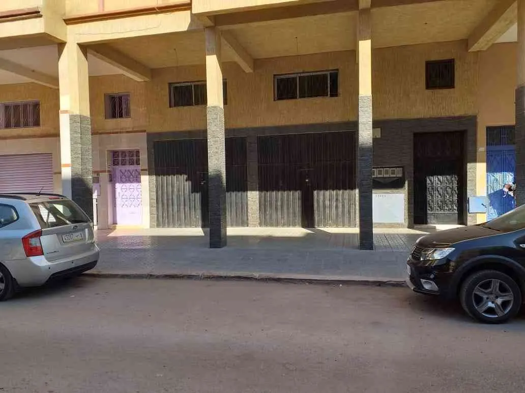 Magasin très bien situé à Berrechid - برشيد