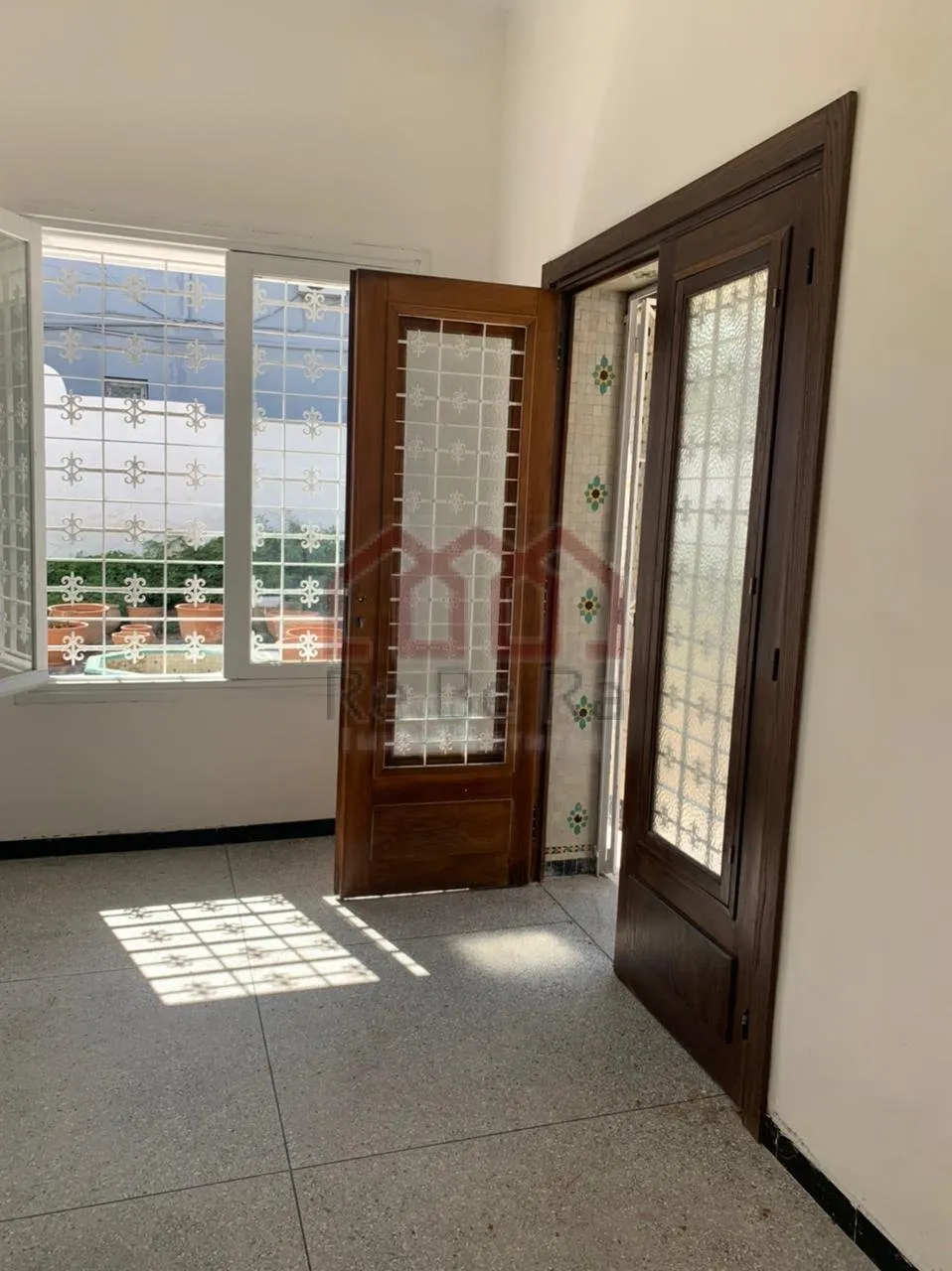 Villa à usage commerciale avec 2 façades - الرباط (3)