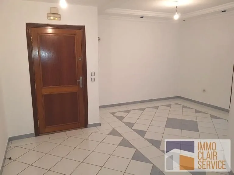 Vente d'un bureau bien placé sur Bd Abdelmoumen - الدار البيضاء (4)