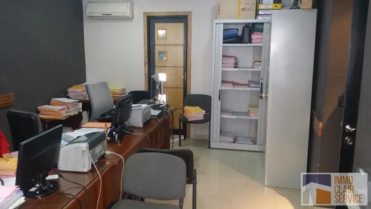 Vente d'un bureau bien agencé sur Bd zerktoun - الدار البيضاء (2)