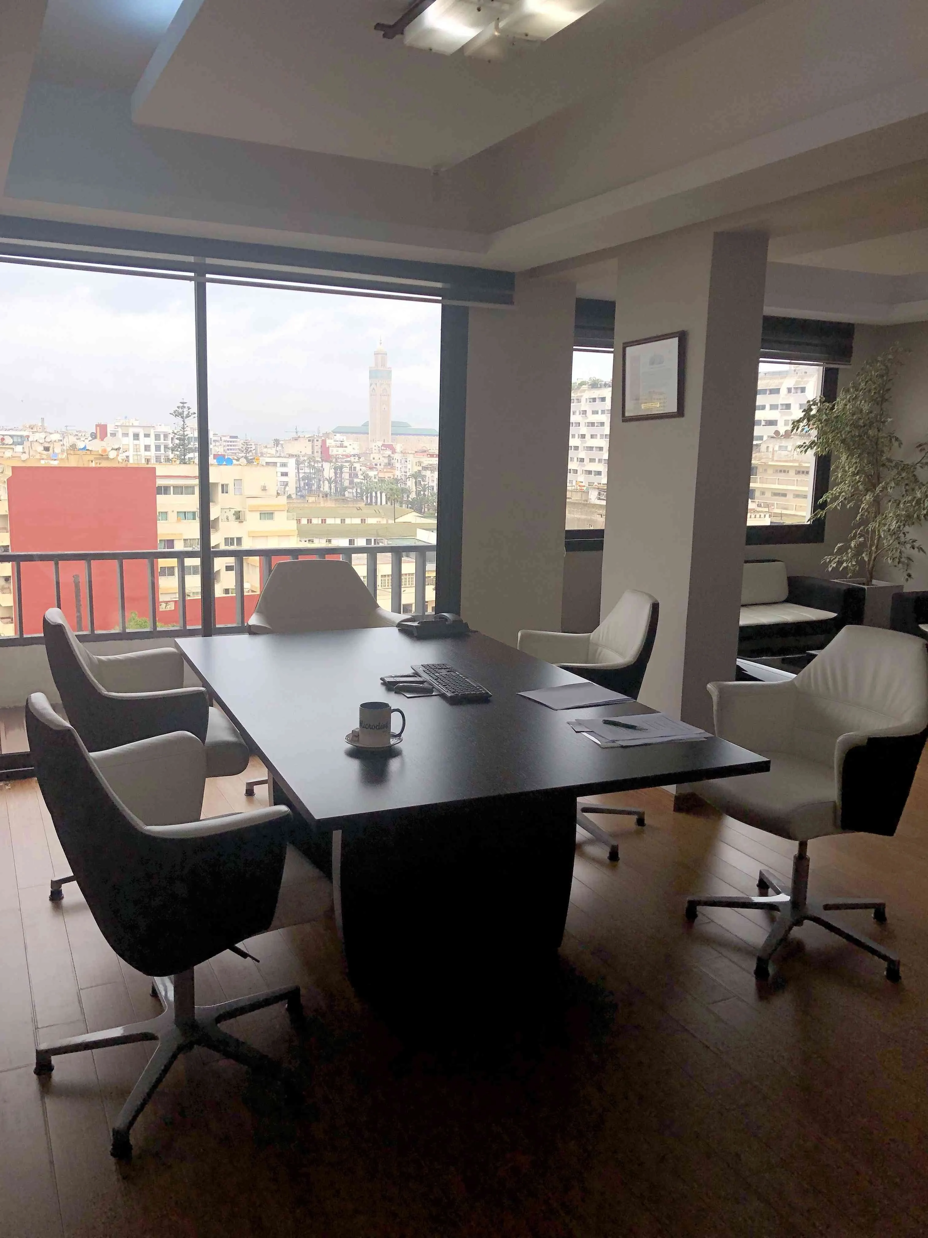 (Belle opportunité) BUREAU A VENDRE/LOUER - الدار البيضاء