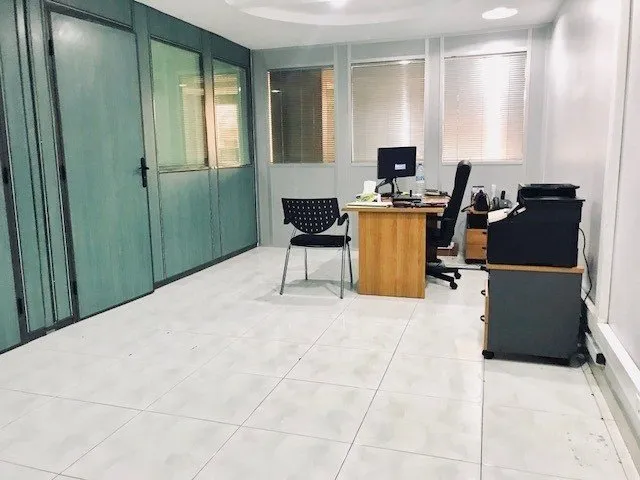 Plateau de bureau à vendre de 200 m² - Gauthier - الدار البيضاء (4)
