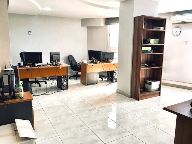 Plateau de bureau à vendre de 200 m² - Gauthier - الدار البيضاء