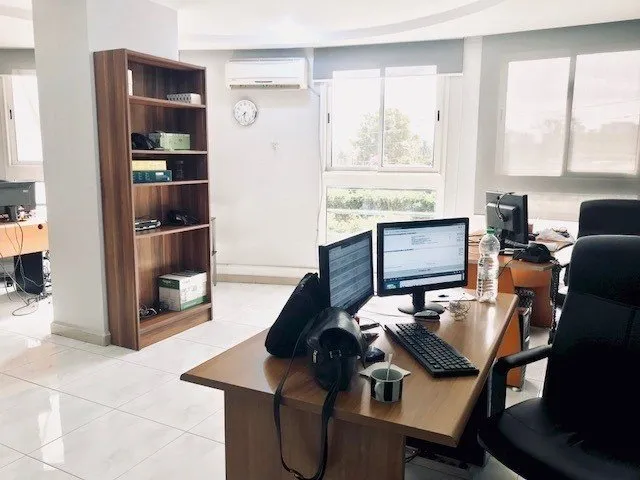 Plateau de bureau à vendre de 200 m² - Gauthier - الدار البيضاء (3)