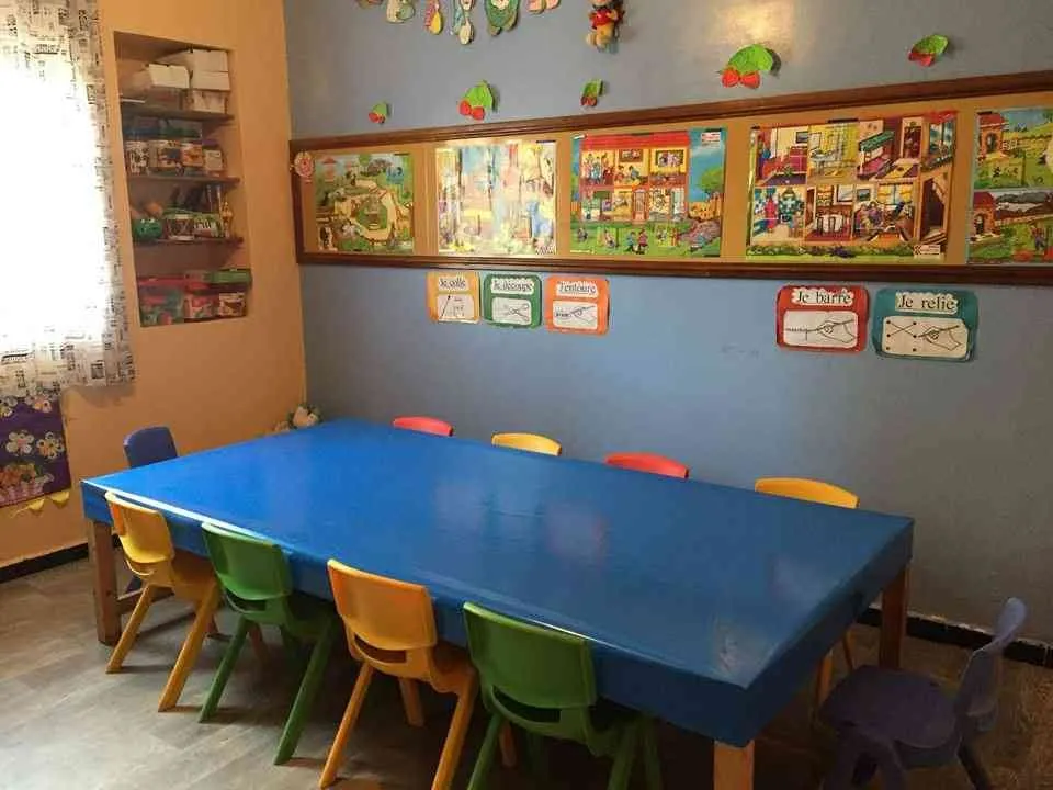 Groupe scolaire Lausanne à vendre - طنجة (4)