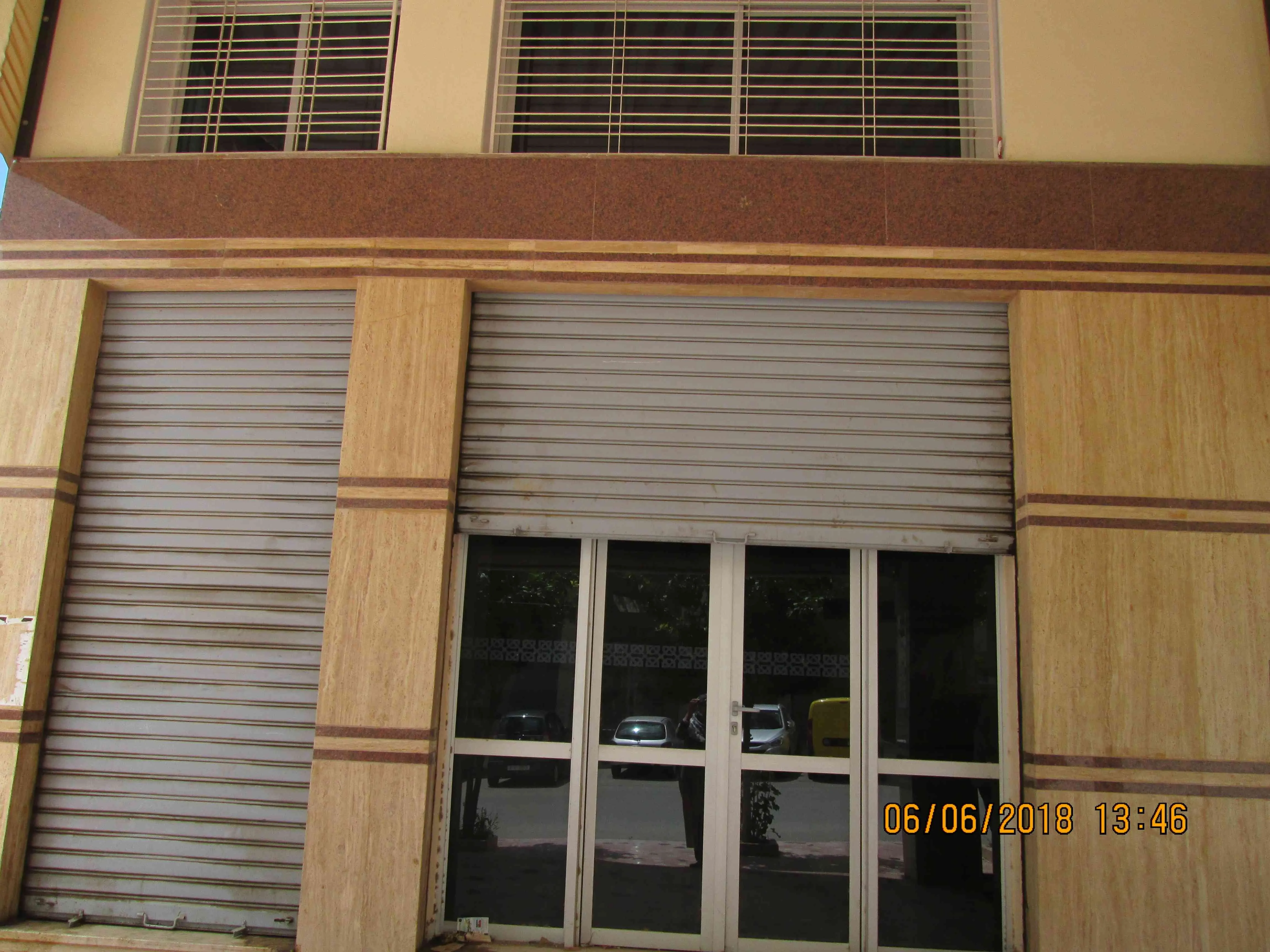 Local commercial de 88 m à Al Hadika - فاس (2)