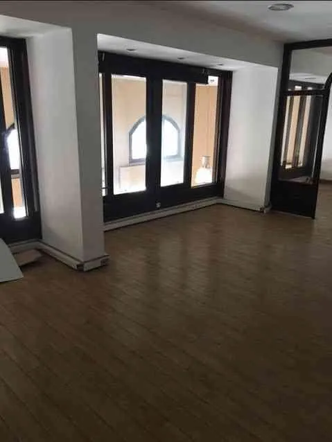 Local commercial à vendre dans le quartier Des Hôpitaux - الدار البيضاء (4)