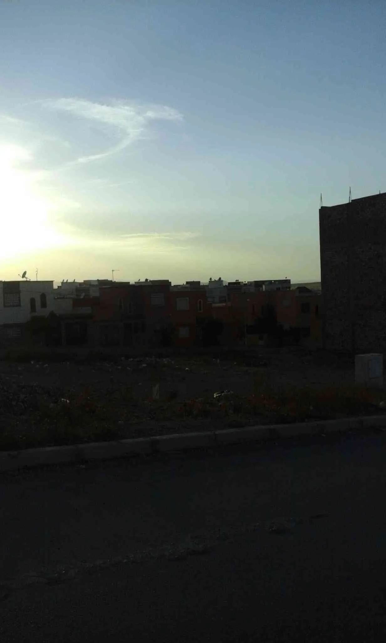 TERRAIN A VENDRE POUR HABITATION - تاوريرت