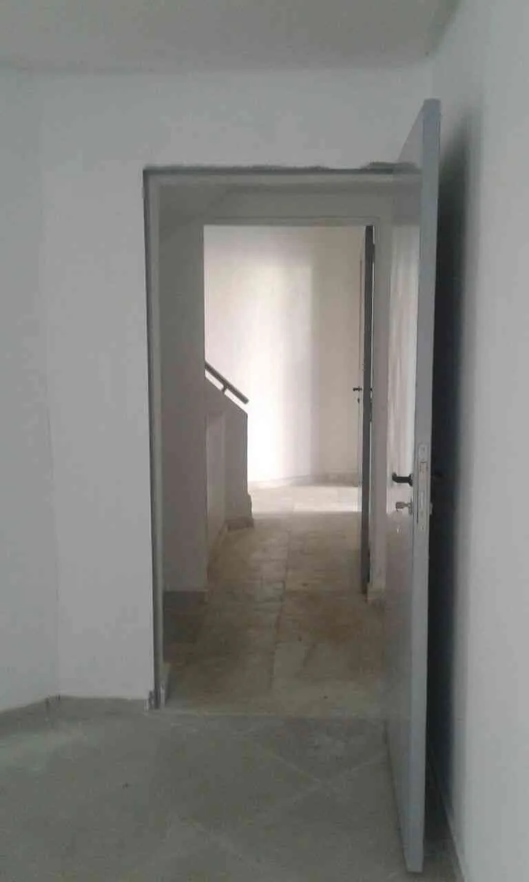 école de 500 m2 à route d'Immouzer - فاس (4)