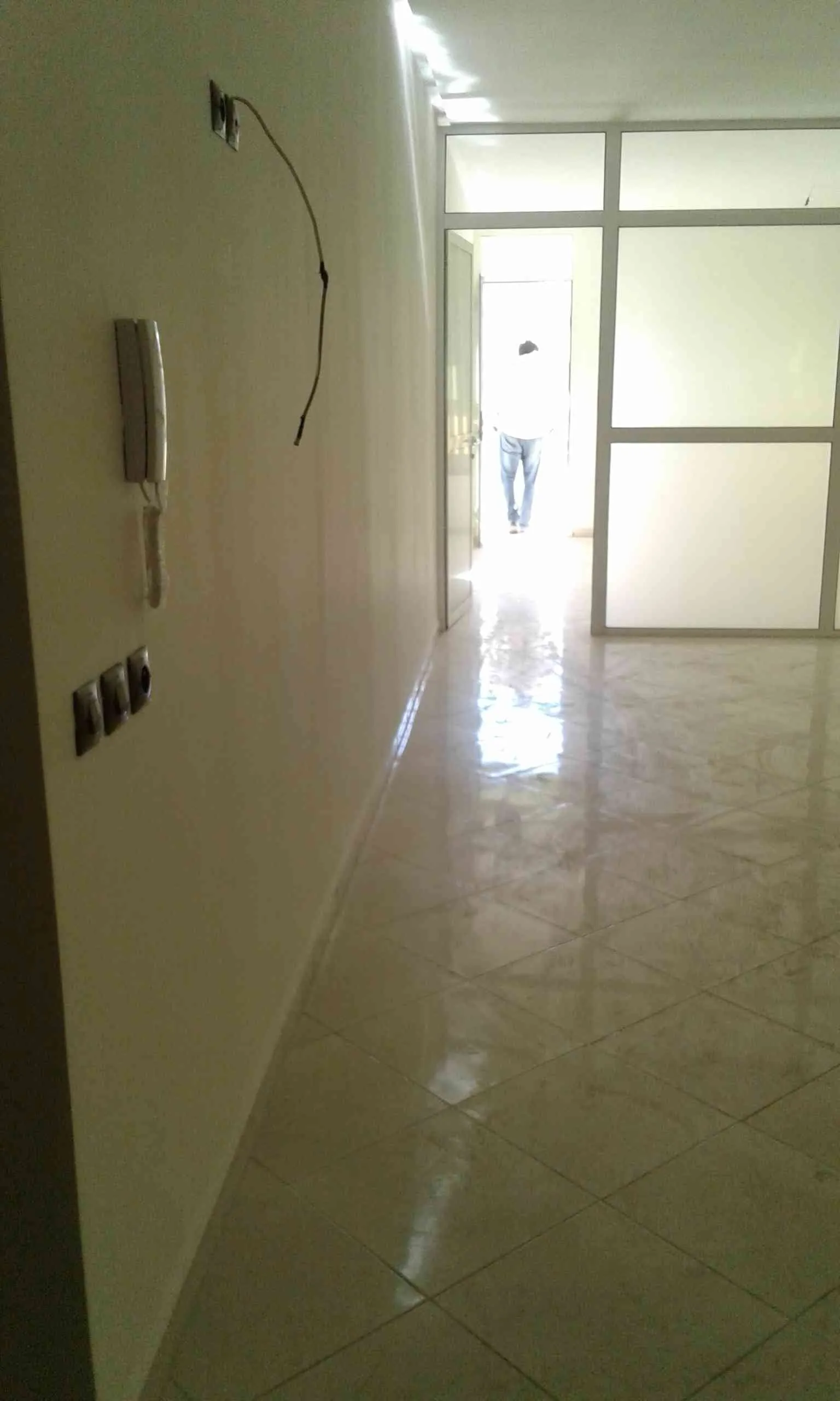 Bureau de 68 m2 a bon prix sur centre ville - طنجة