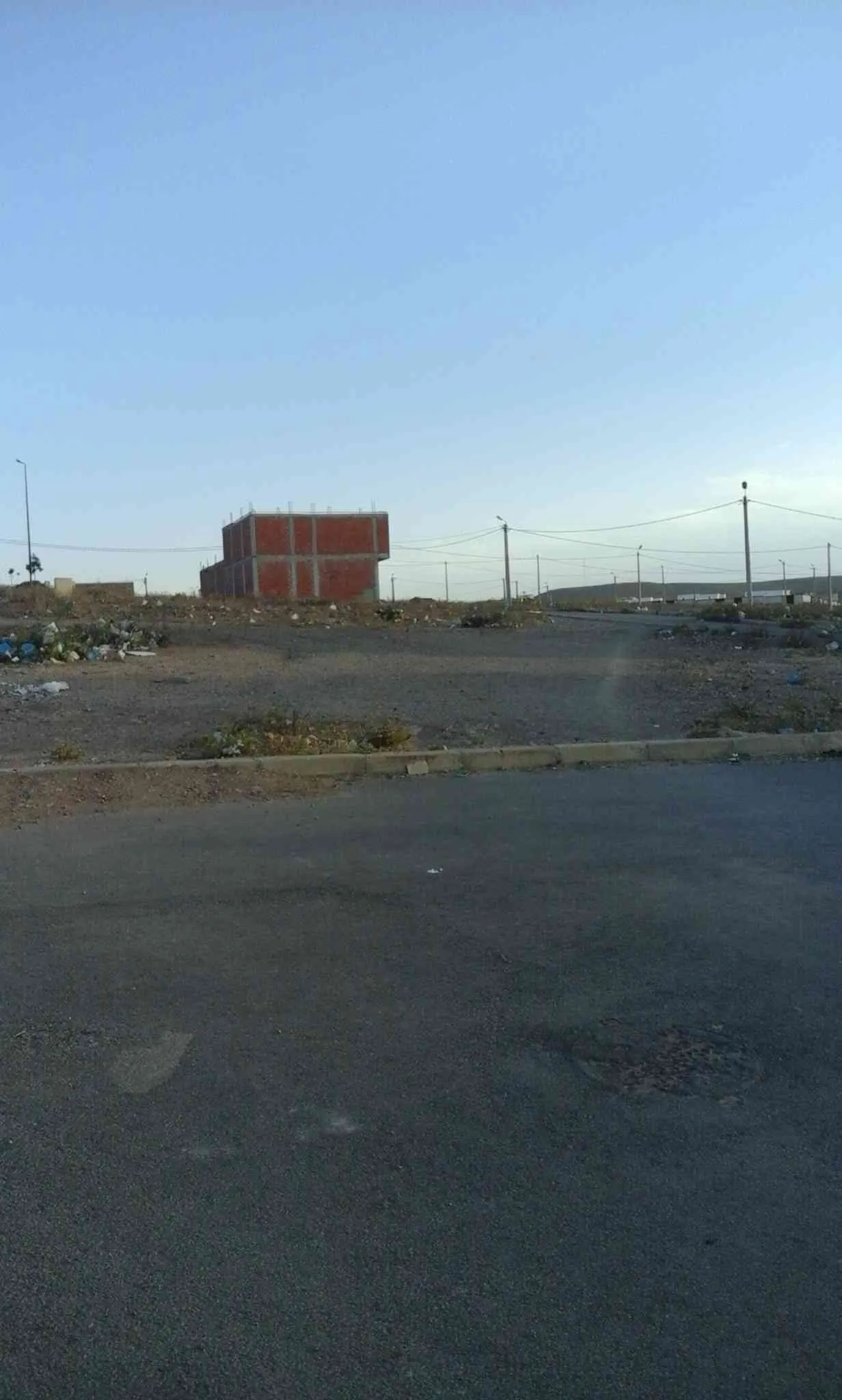 TERRAIN A VENDRE POUR HABITATION - وجدة