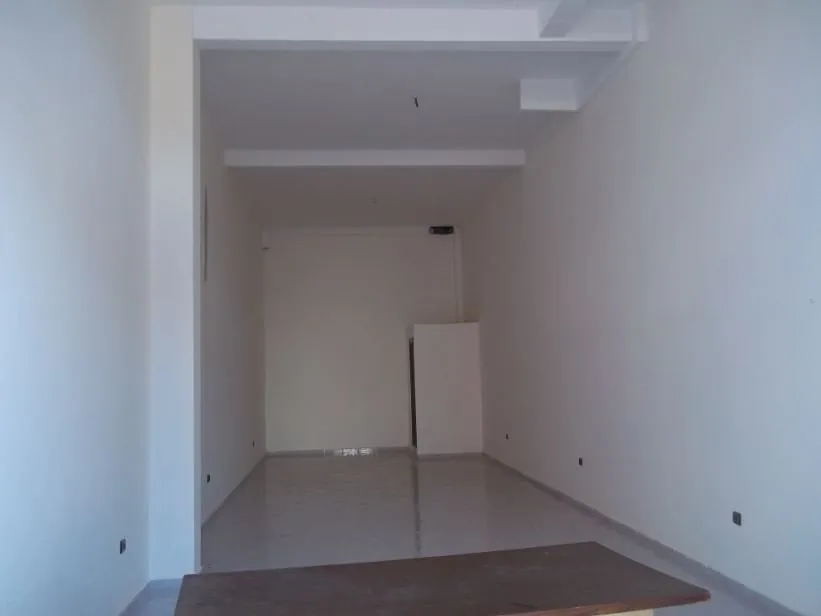 Locale commercial 44 m2 A VENDRE à Hay mohamm - أكادير