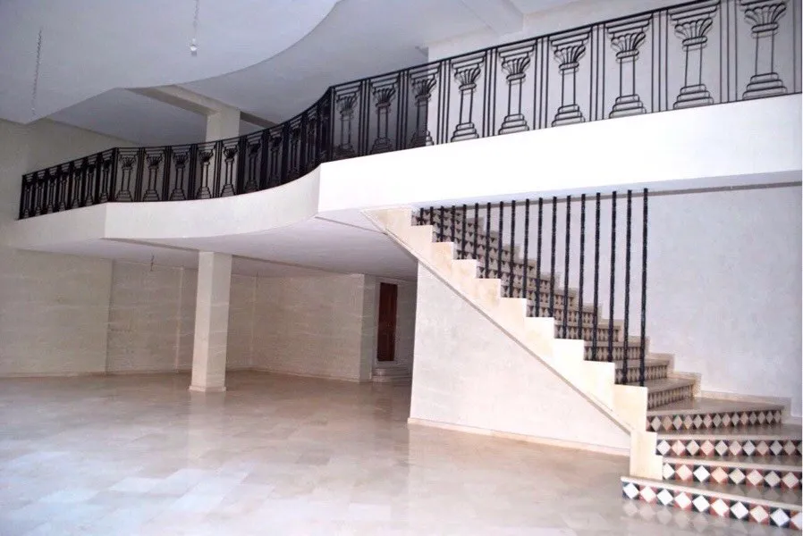 Local commercial à vendre à Allal El Fassi - مراكش